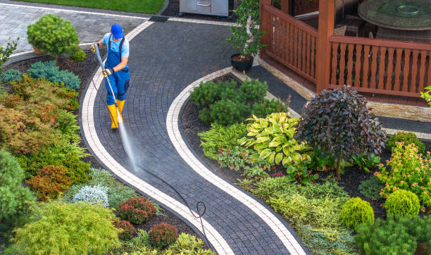 Why Choose Our Certified Pressure Washing Experts for Your Project Needs in East Palo Alto, CA?